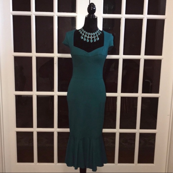 ASOS Midi Dress With Peplum Hem And Sweetheart Neck - Picture 2 of 3